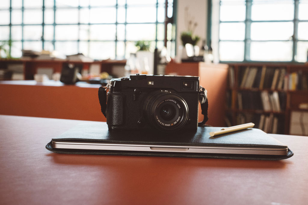 Leather Sleeve · Kamera auf Sleeve