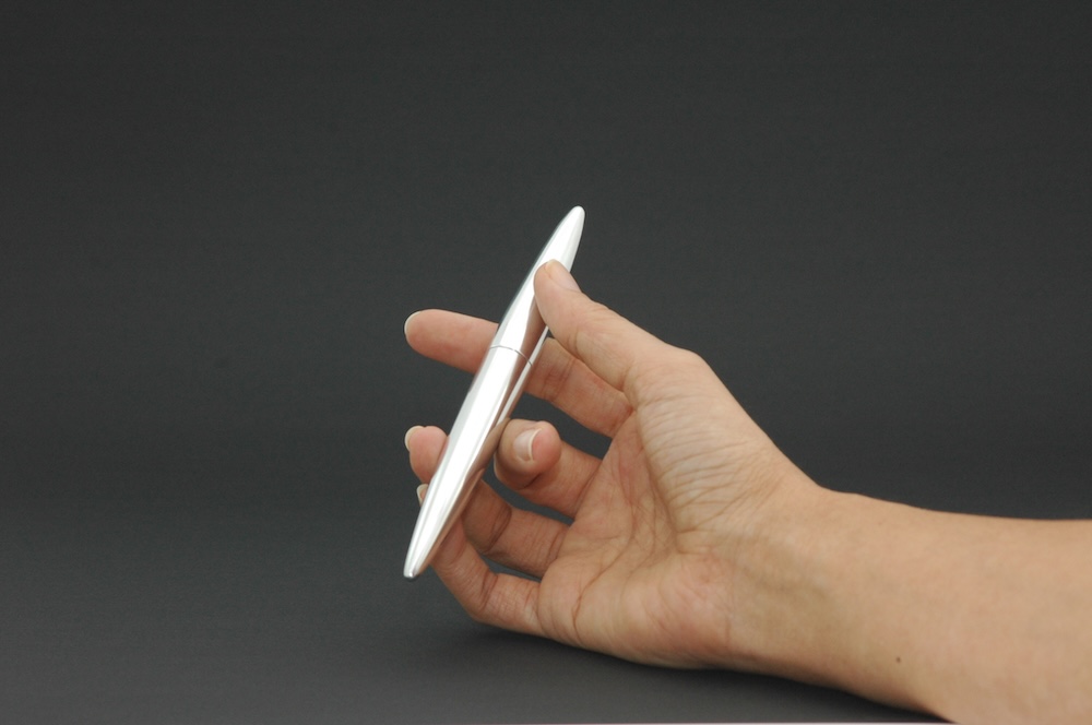 Zeppelin · zwischen den Fingern